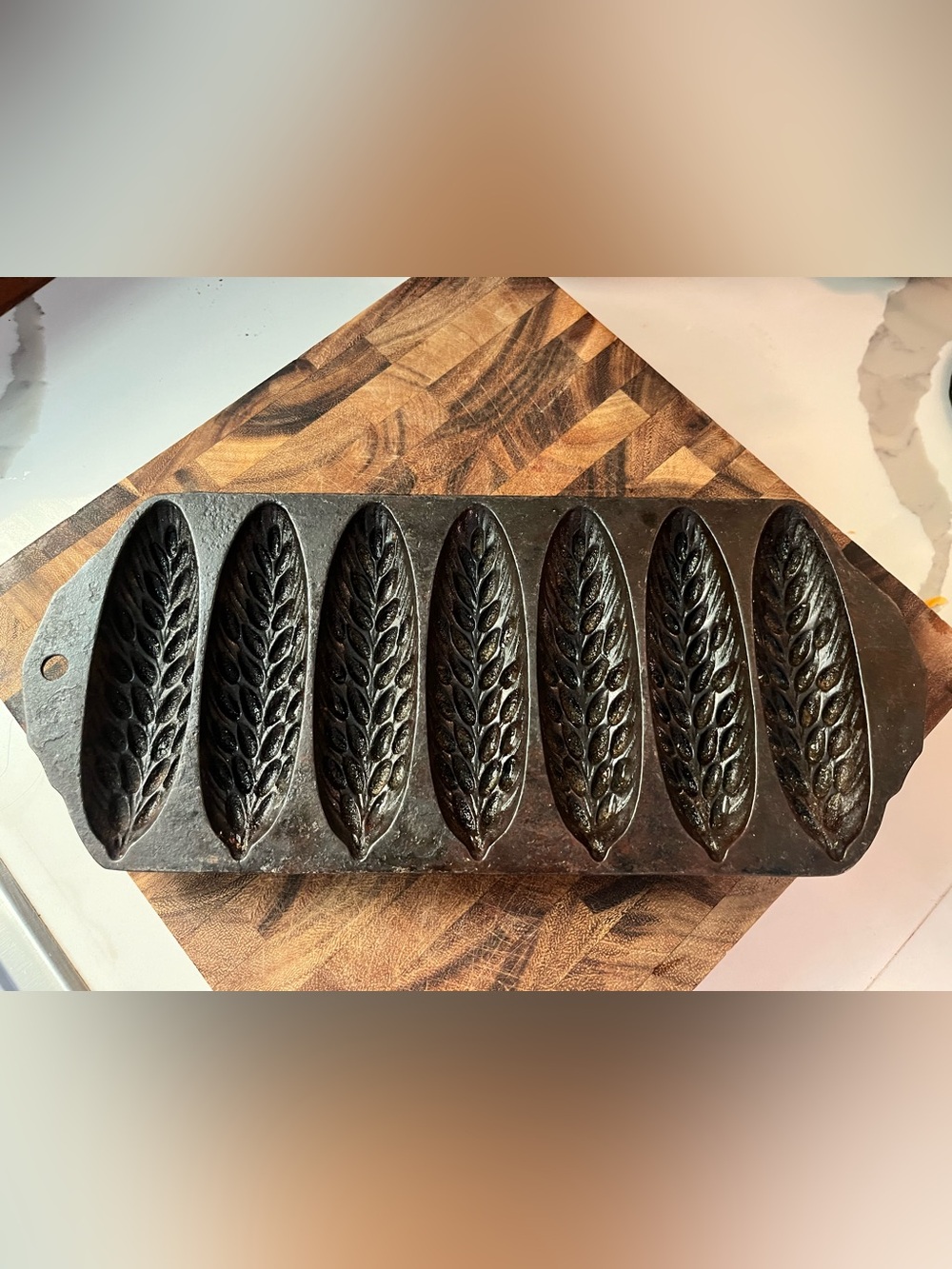 Sears, Roebuck & Co. (S.R. & Co.) "Best Made" Wheat & Corn Stick Pan Griswold